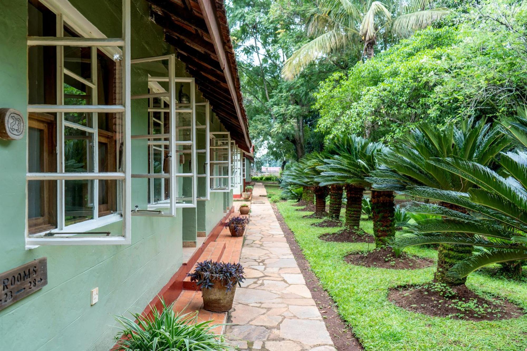 Masindi Hotel Esterno foto