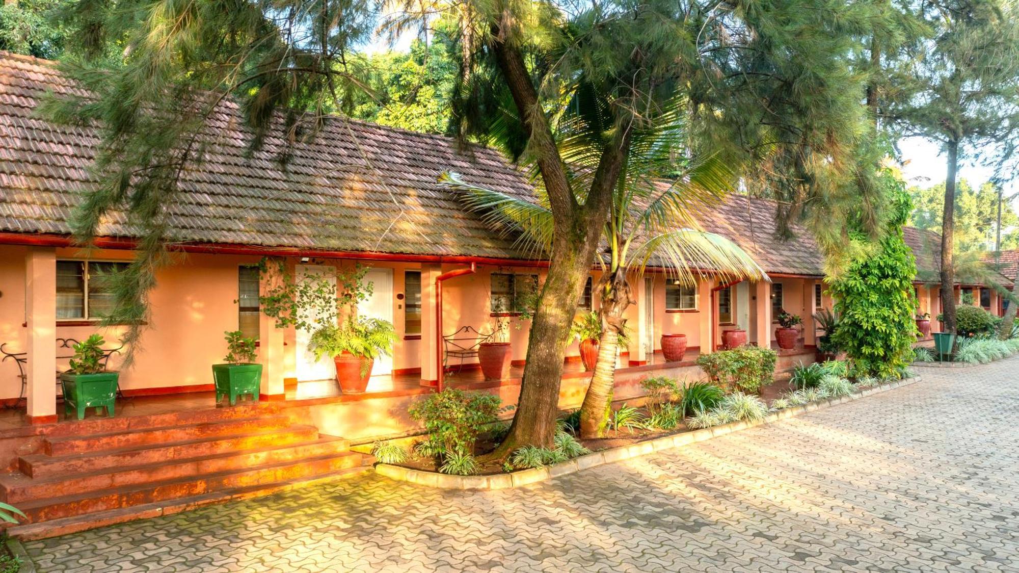 Masindi Hotel Esterno foto