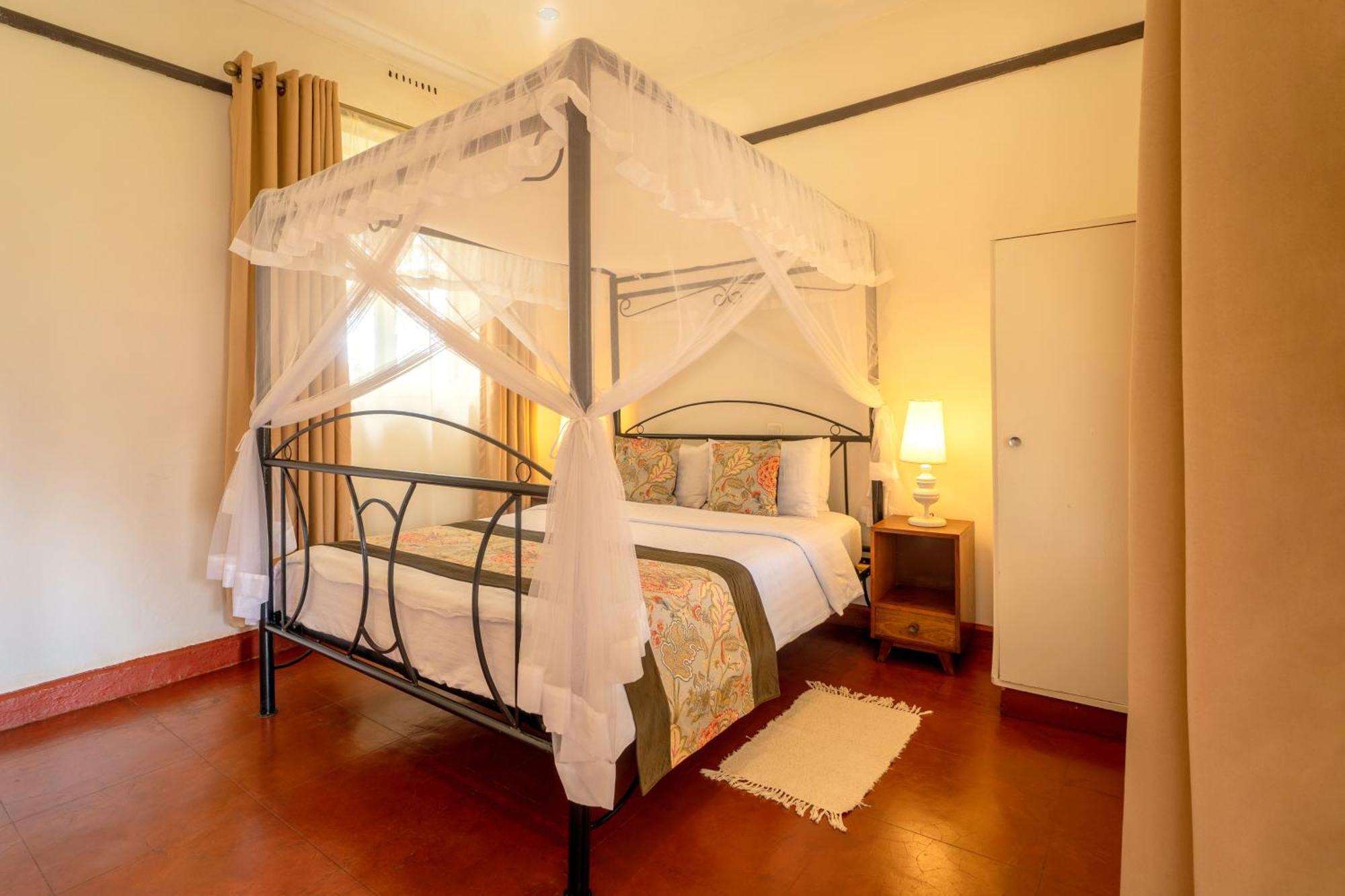 Masindi Hotel Esterno foto