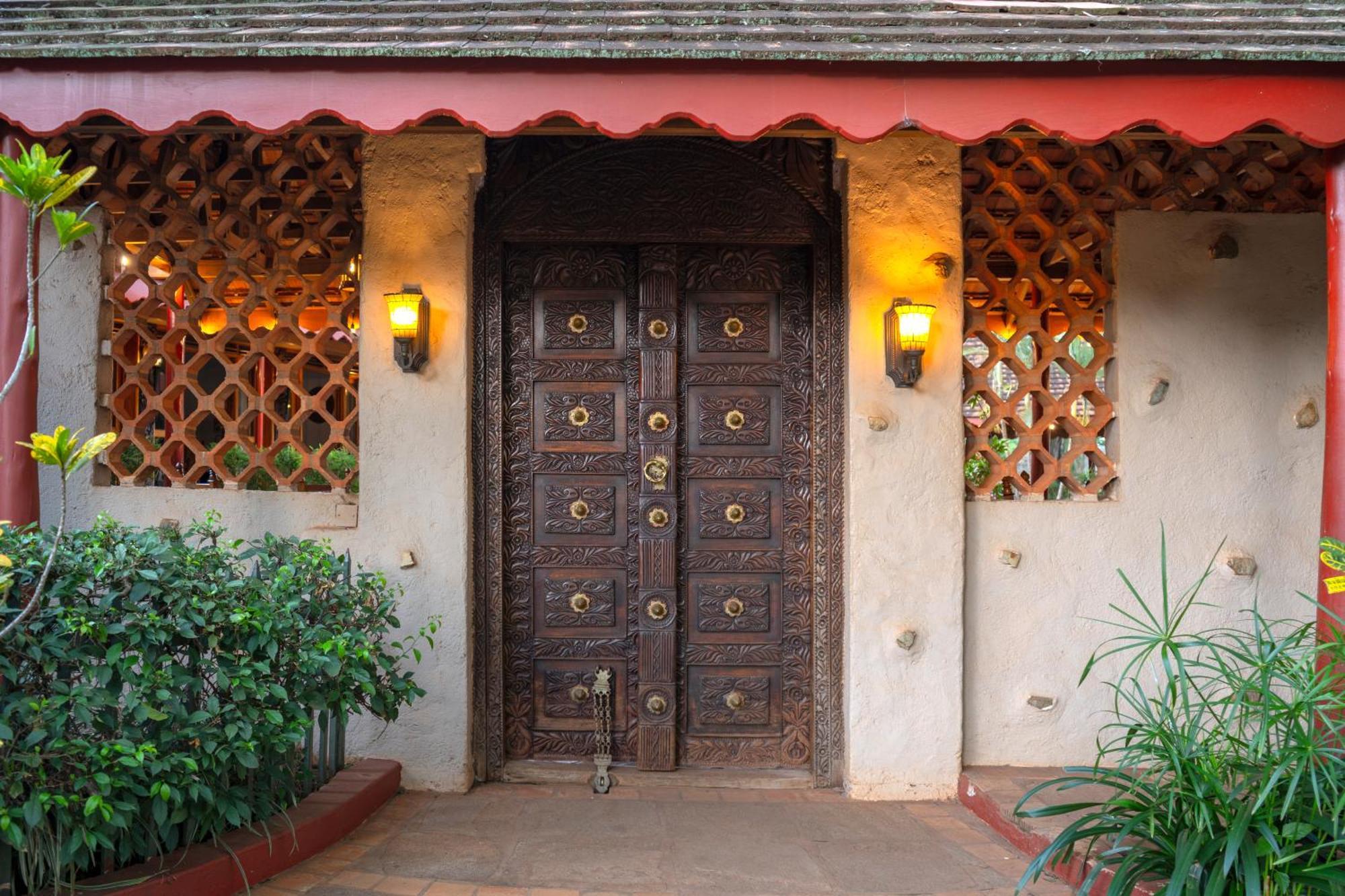 Masindi Hotel Esterno foto