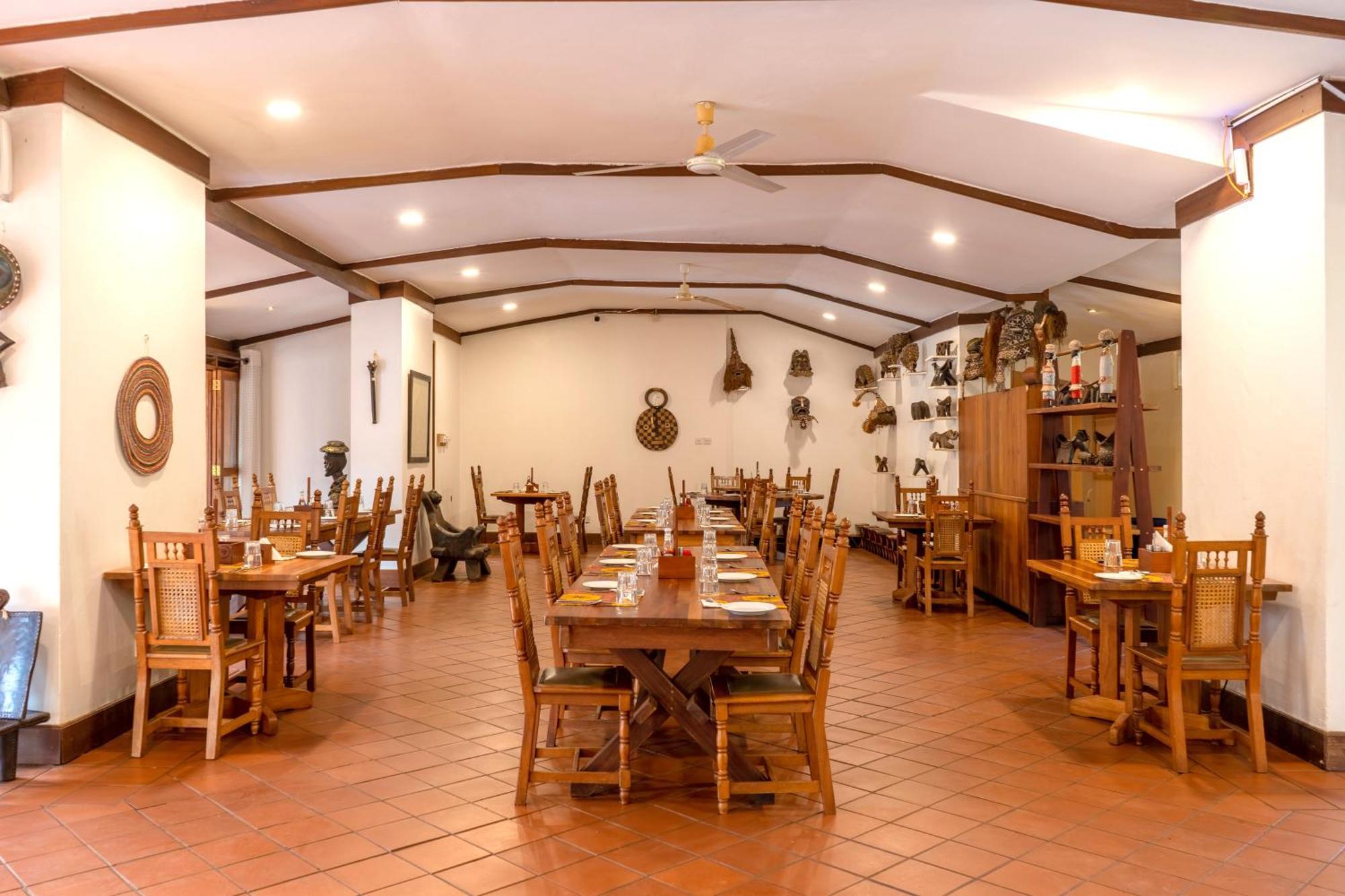 Masindi Hotel Esterno foto